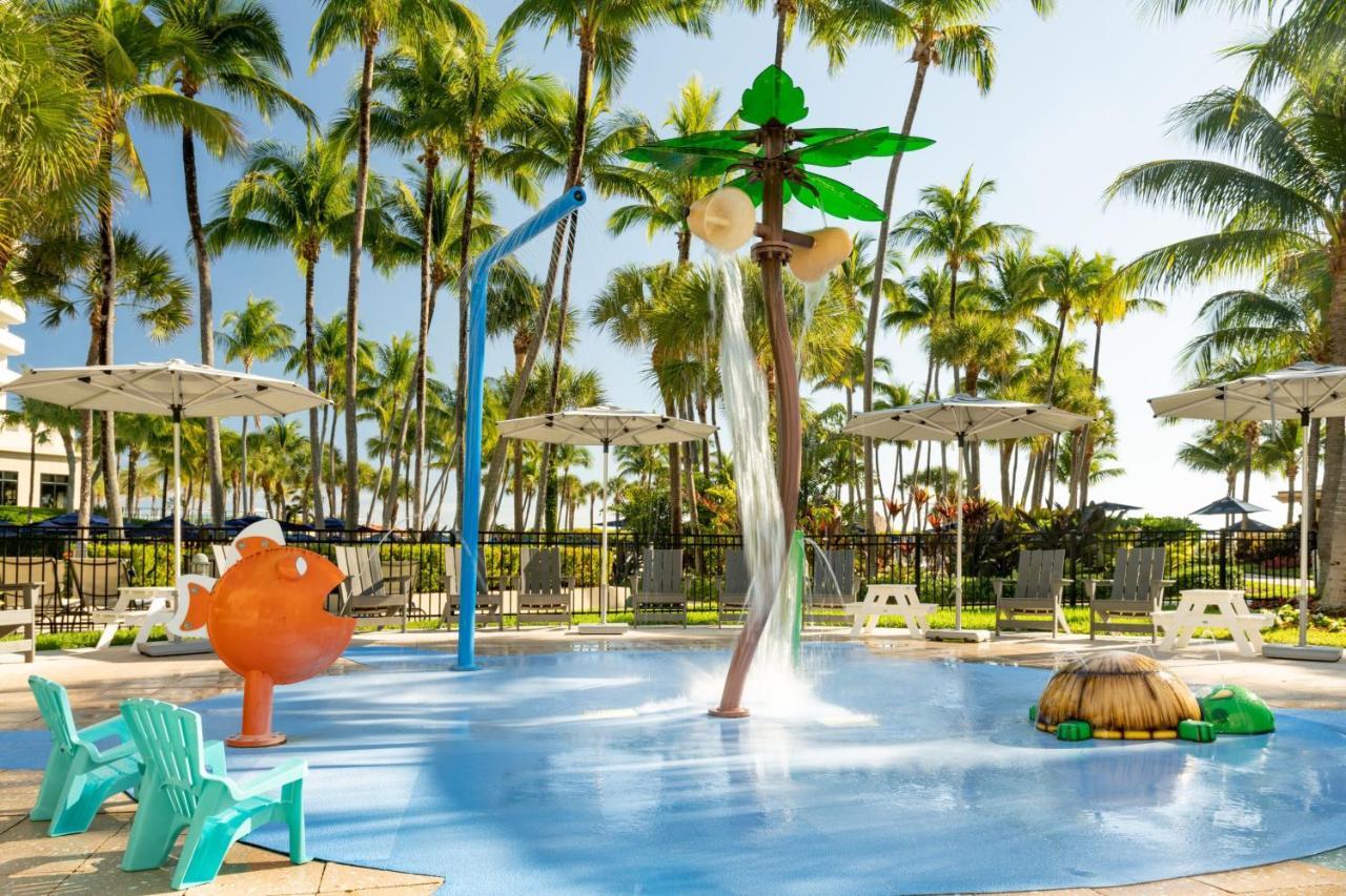 Fort Lauderdale Marriott Harbor Beach Resort&Spa Exteriör bild