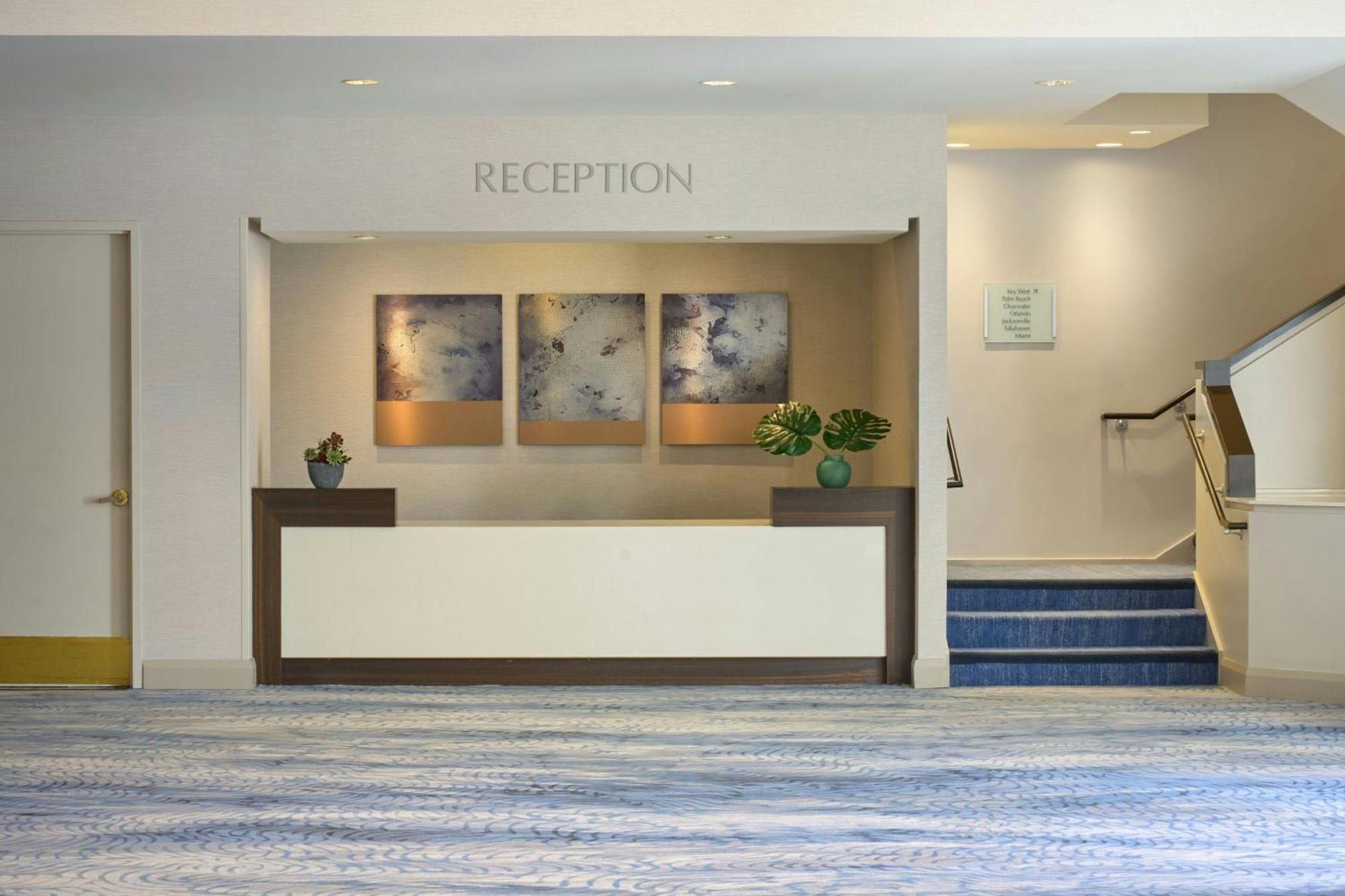 Fort Lauderdale Marriott Harbor Beach Resort&Spa Exteriör bild